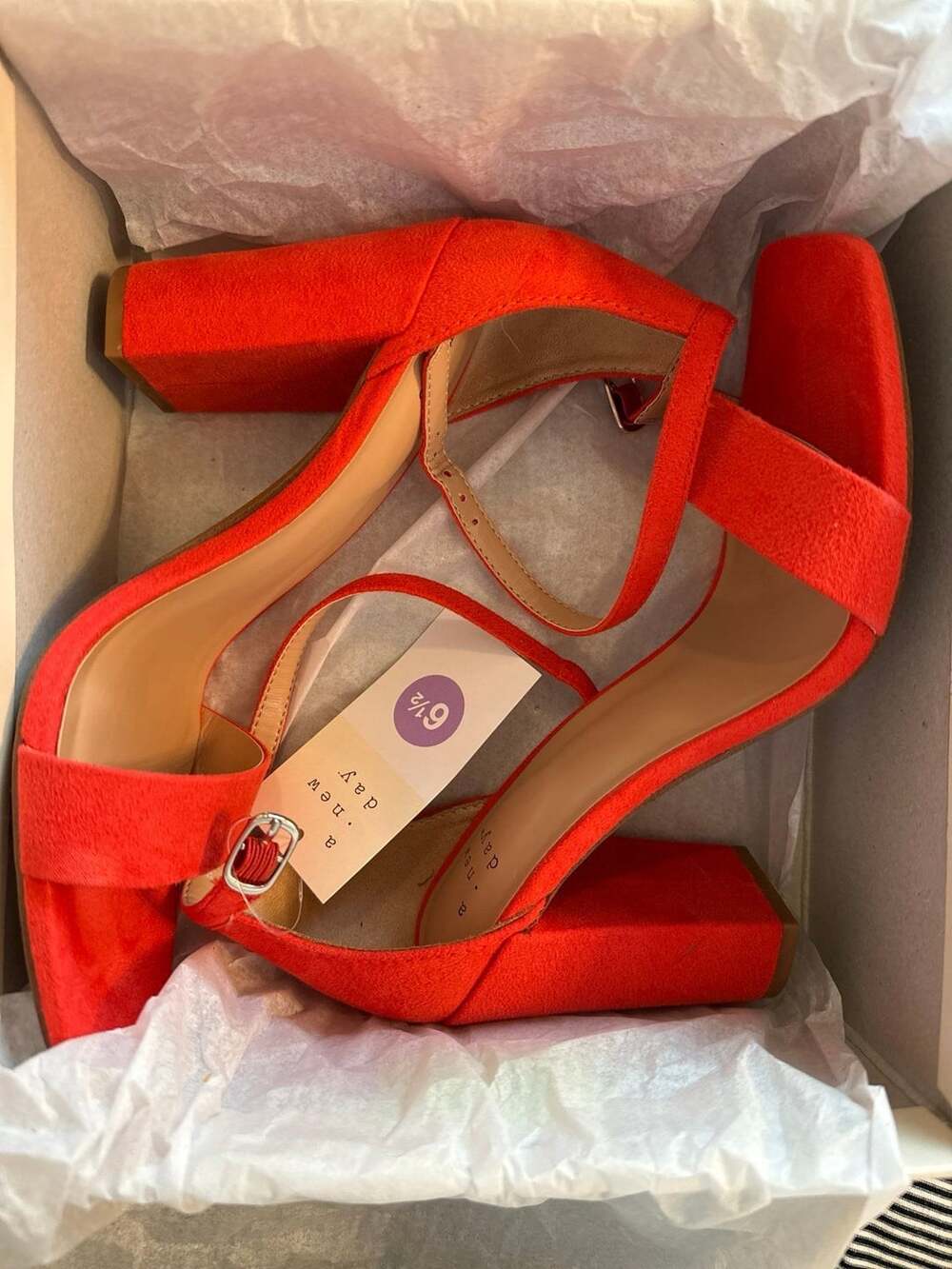 NEW Women’s Tiff Leather Sandals Blaze Red Size 6.5